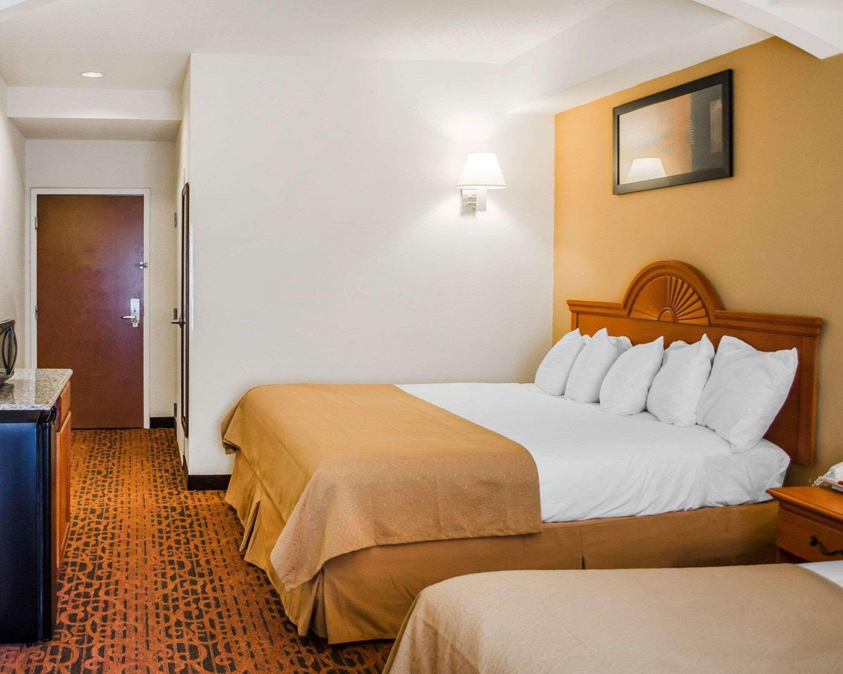 Quality & Hotel 2*